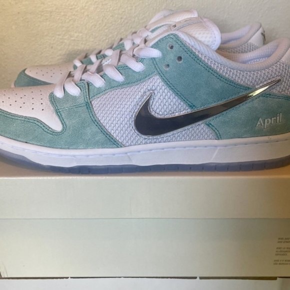 Nike SB Dunk Low x April Skateboards